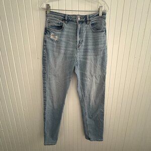 American Eagle Mom Jeans